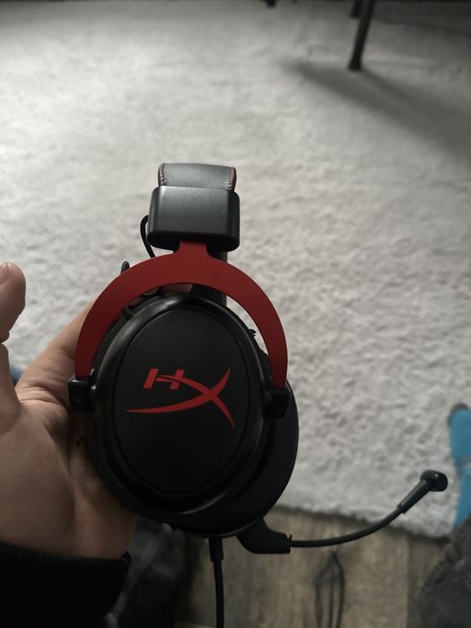 Продам hyperx cloud 2