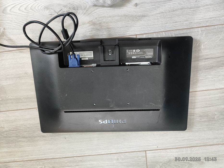 Продам мониторы LG Philips fudgitsu