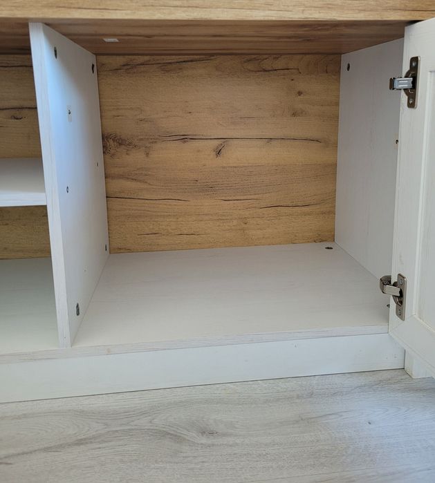 Comodă TV albă cu blat lemn – ca nouă