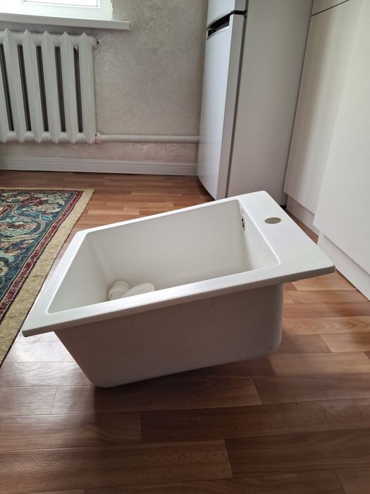 Продам моику на кухню