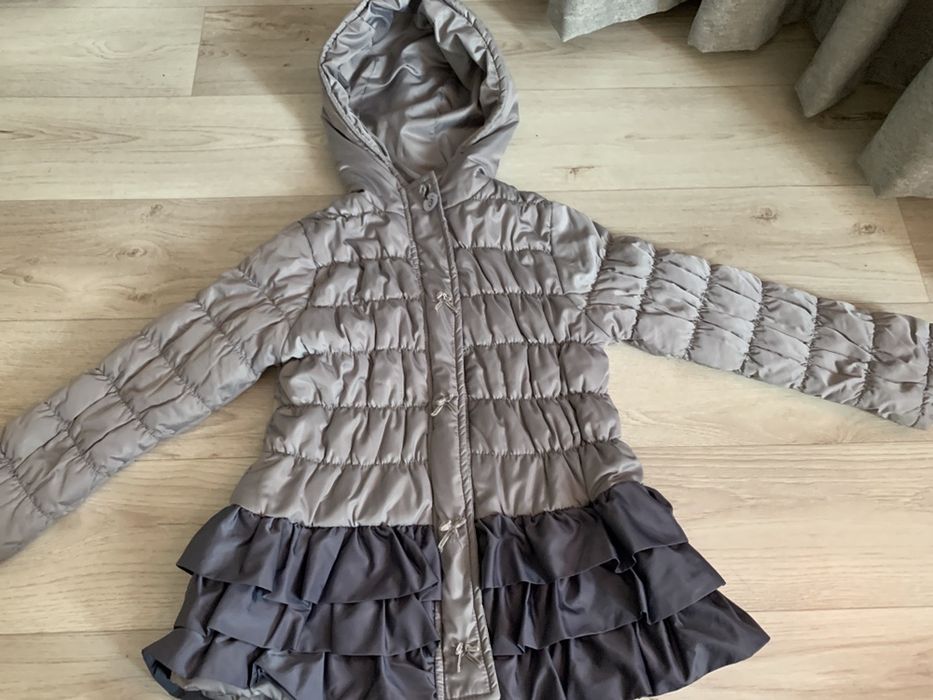 Куртка на девочку 110 см