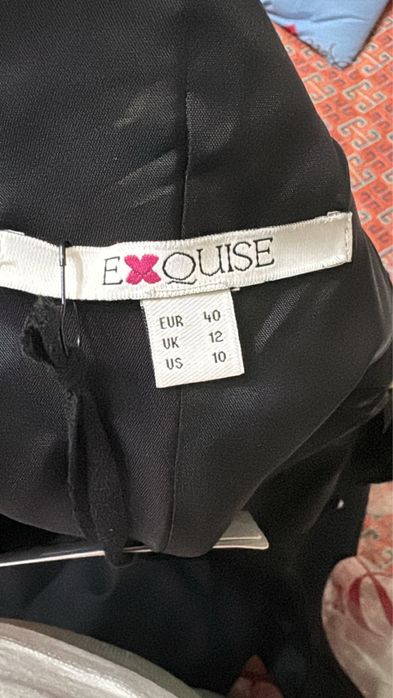 Продам платья EXQUISE