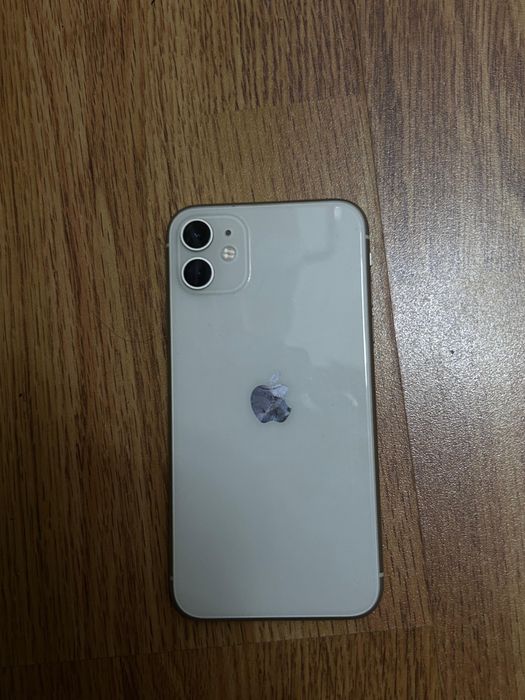 iPhone 11 белый цвет