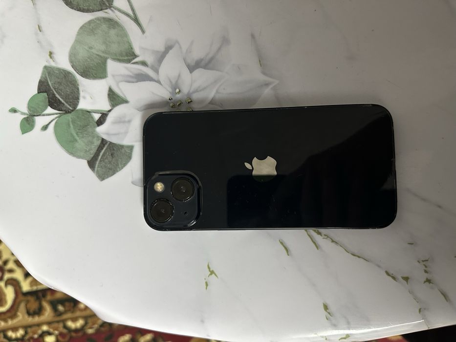 IPhone 13 на продаже
