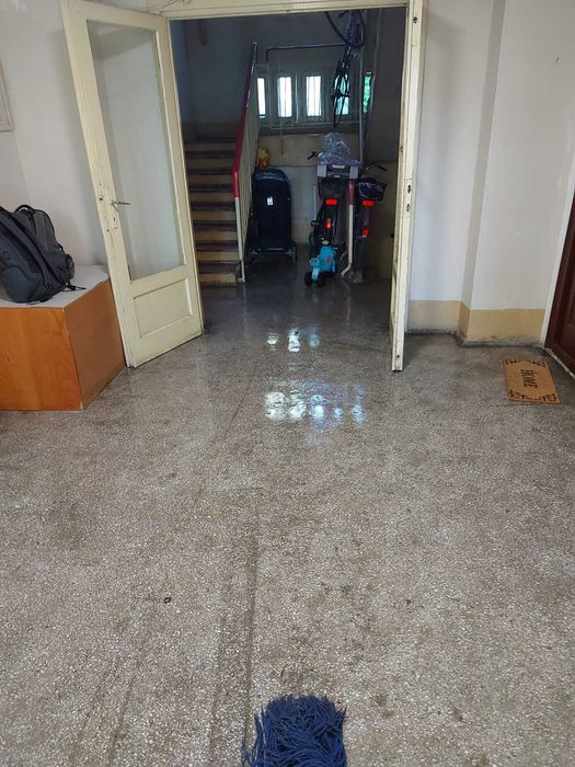 Servicii curatenie casa scarii