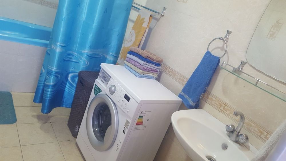 Тайёр ховли сотилади