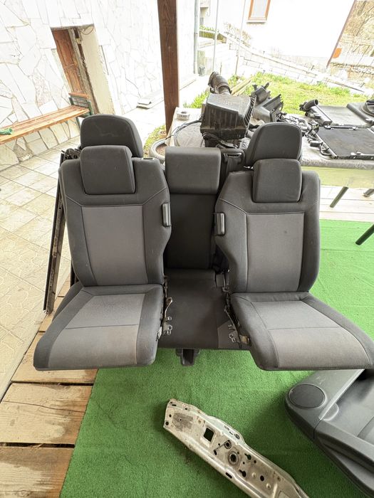 Цял салон за Opel Zafira B