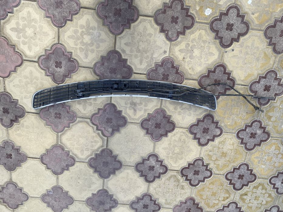 Решетка на Мерседес