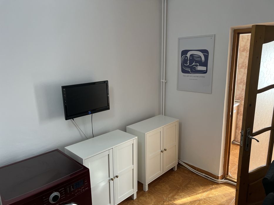 Inchiriez apartament 2 camere zona cartier