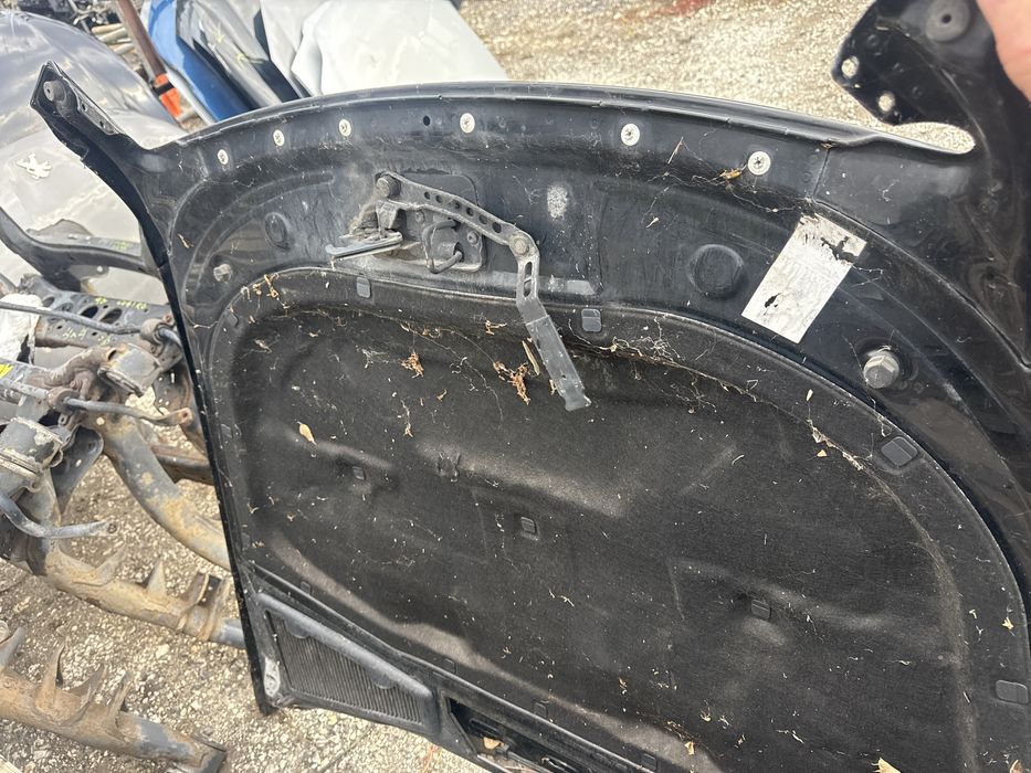 Преден капак за VW Phaeton