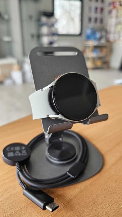 Samsung Galaxy Watch 5 -LTE 4G - 40mm - Grad A Silver