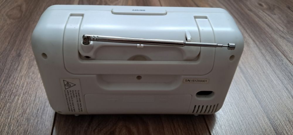 Radio Muse  M-05 SW(4 lungini de undă)