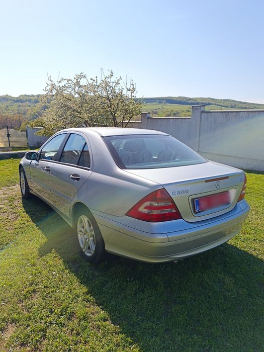 mercedes-benz clasa c