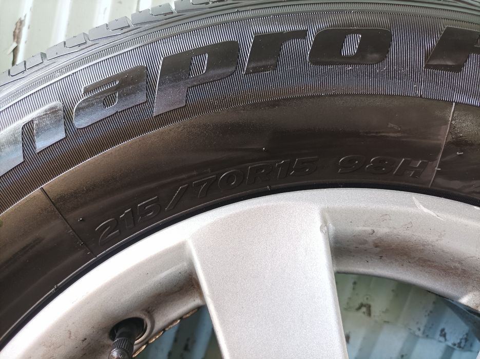 Джанти Borbet OZ 15 5x114.3 с летни гуми Hankook Dynapro HP2 215/70R15