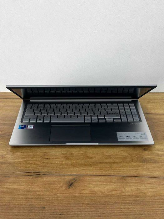 Asus Vivobook Core 5 ultra