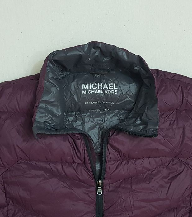 Geaca puf Michael Kors Ultralight Dawn Fill, măsura S bordeaux