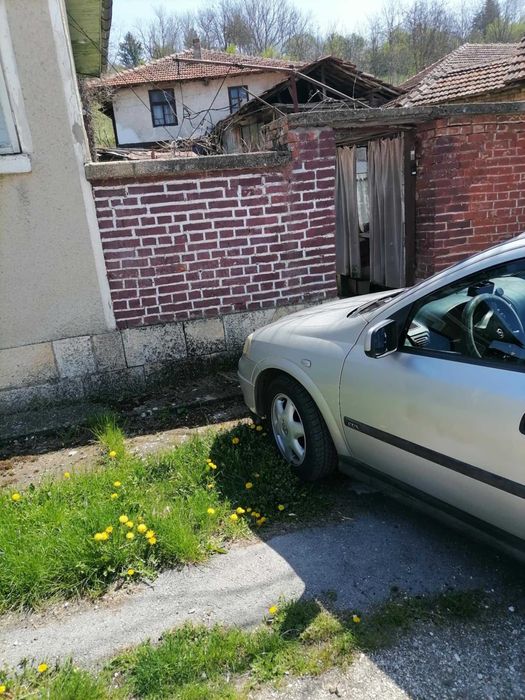 Къща в село Побит Камък, община Разград