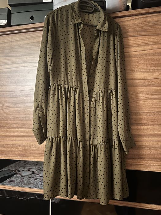 Rochie cu buline potrivita pentru marimea S