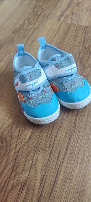 Обувь детская, ботинки 22-24 размер