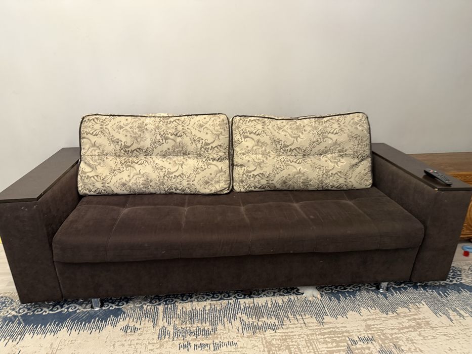 Продам диван состояние отличное