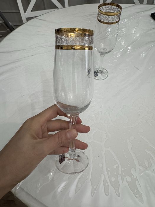 Бокалы для шампанского