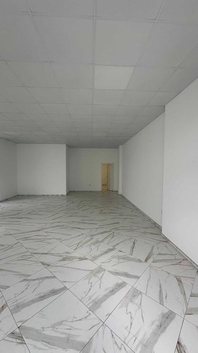 Дава се под наем Офис в Търговище, Център - 80 кв.м за 598.23 € - Снимка #2