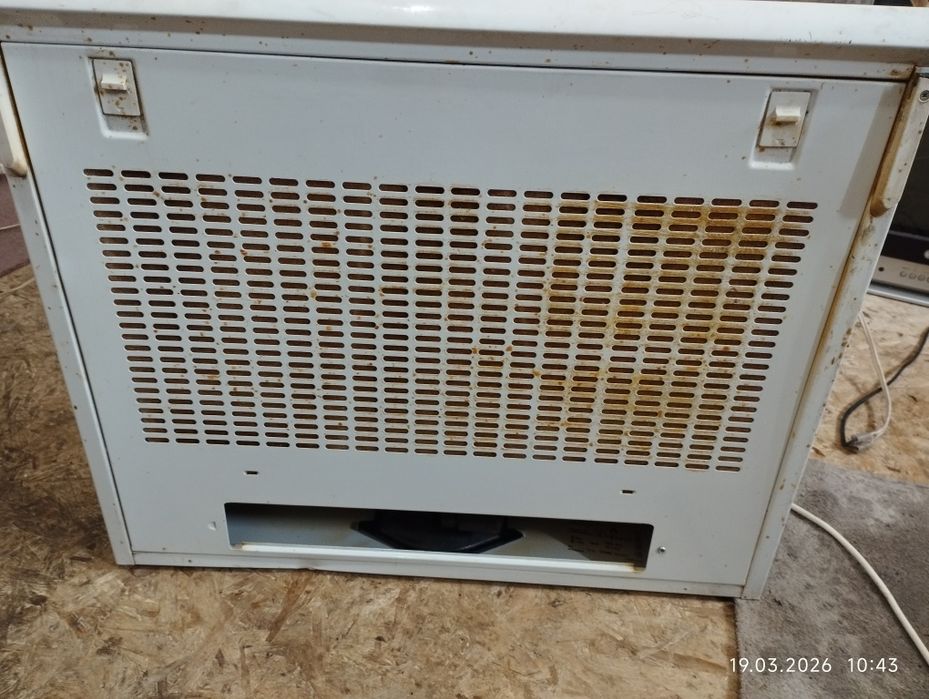 Продам вытяжку для кухни.