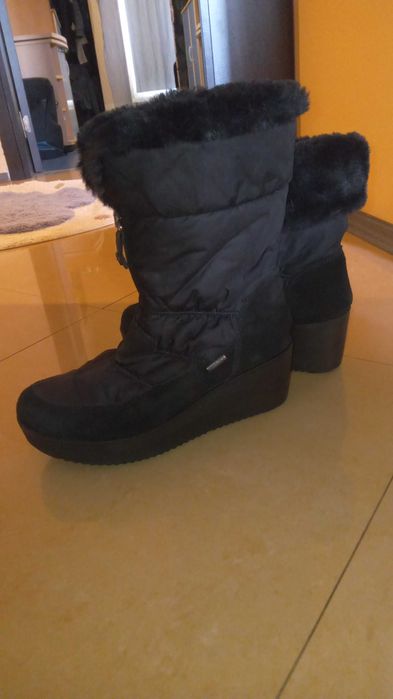 Дамски апрески с цип и платформа 36 номер