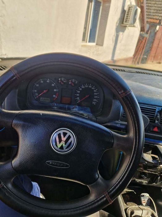 VOLKSWAGEN Golf 2001 — imagine 5
