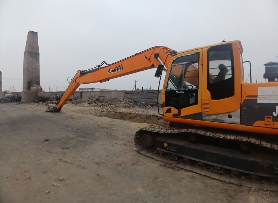 Экскаватор сотилади JONYANG 623ELB