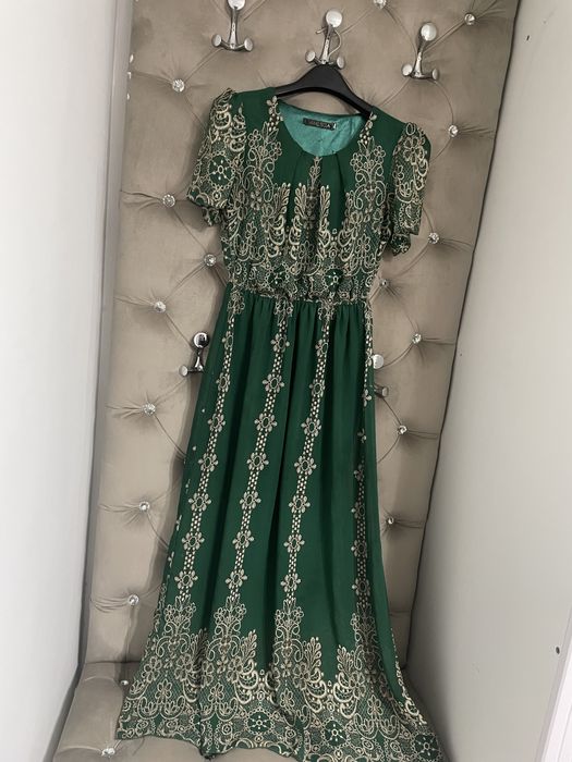 Продам платья