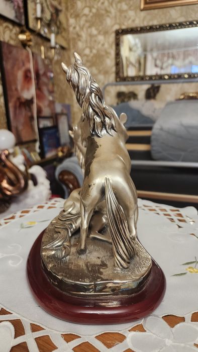 Статуэтка Кони Итальянская