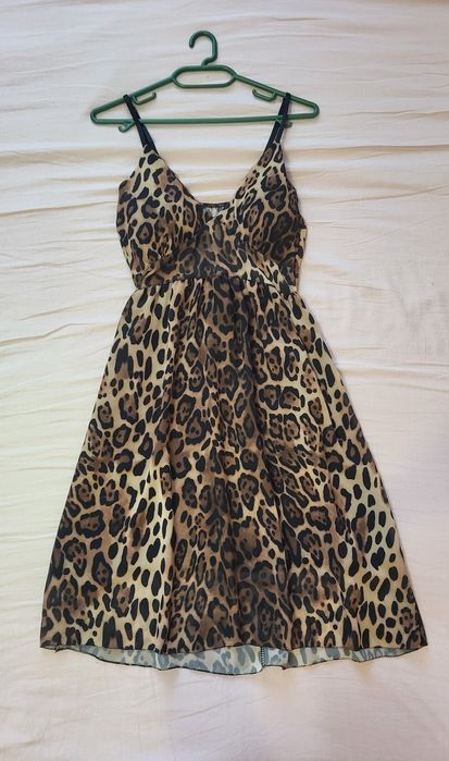 Къса рокля с леопардов принт