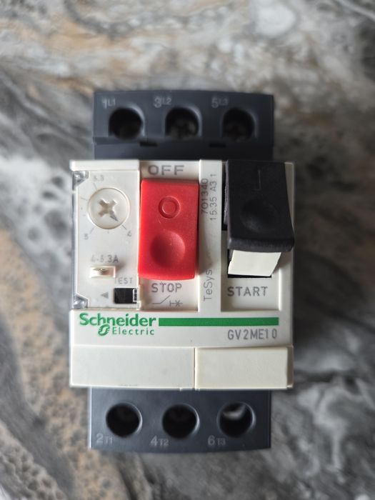 Disjunctor Schneider