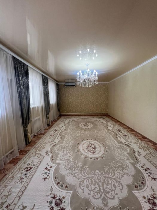 Уй сатылады времянкамен бирге