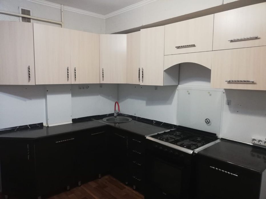 Продам кухонный гарнитур