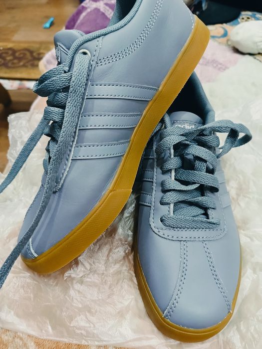 Продам красовки оригинал