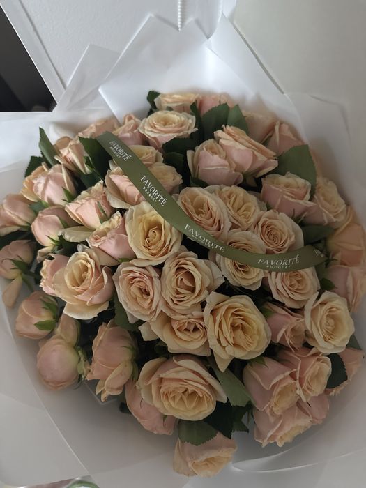 Свежий гүл 51 роза сатылады