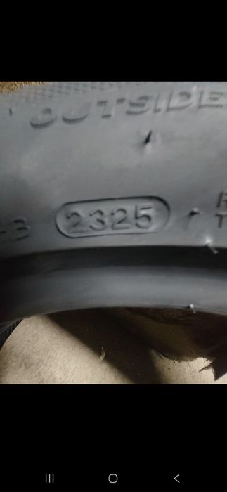 Continental  215/60 R17 c