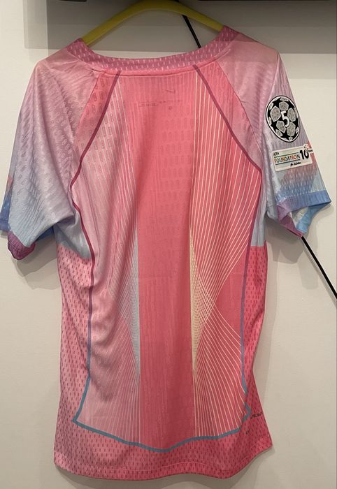 Barcelona Pink special edition 2025/2026