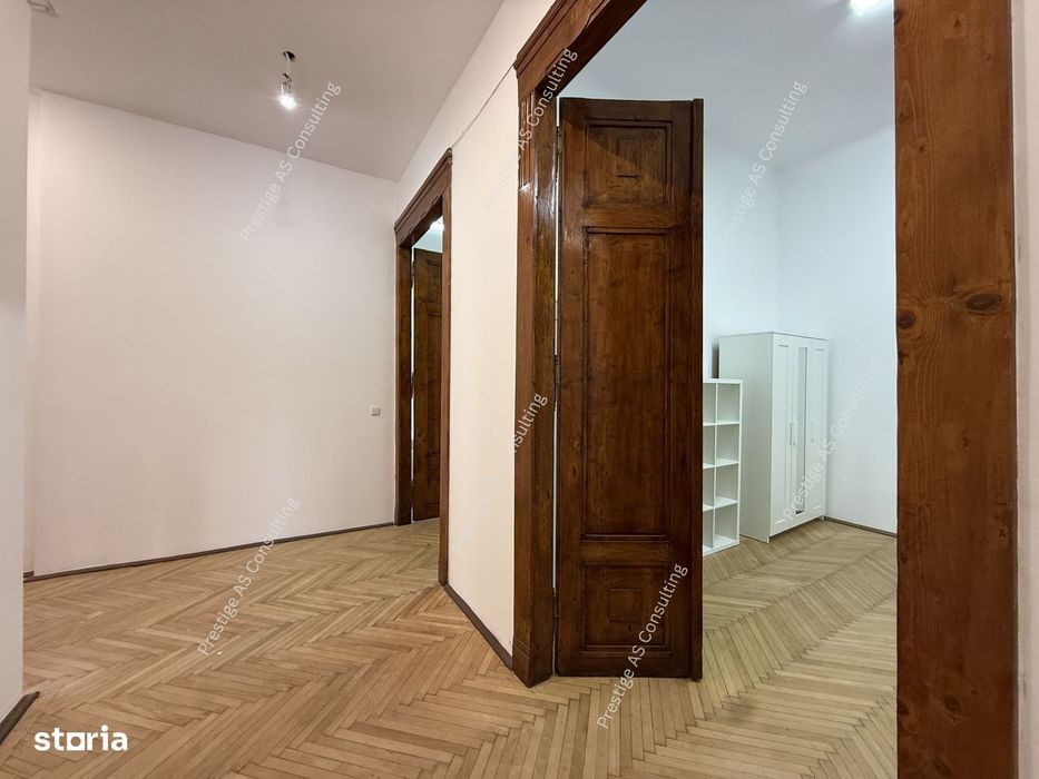 Apartament Patrimonial 150 mp | Balcon cu vedere directa spre Piata Vi