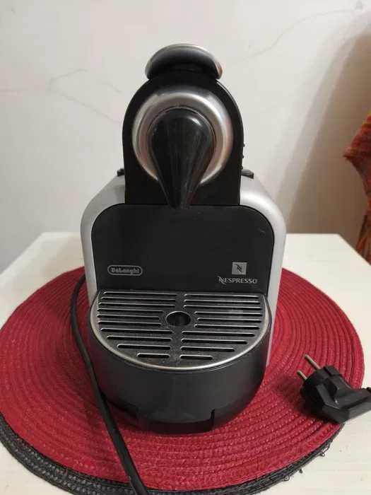 Nespresso Pixie Type D90 Espresso Coffee