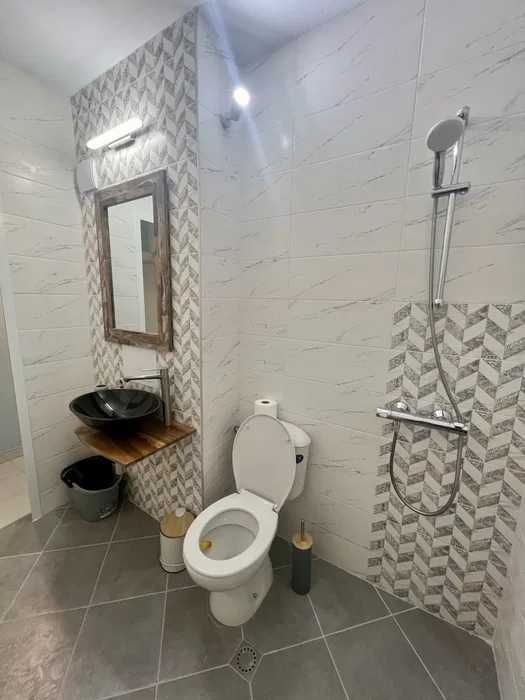 Дава се под наем Двустаен апартамент в София, Света Троица - 80 кв.м за 433.5 € - Снимка #13