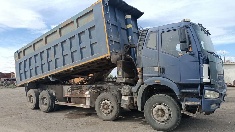 Продам самосвал FAW CA 3310