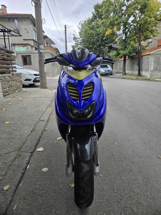 Yamaha Aerox Valentino Rossi Clean Edition