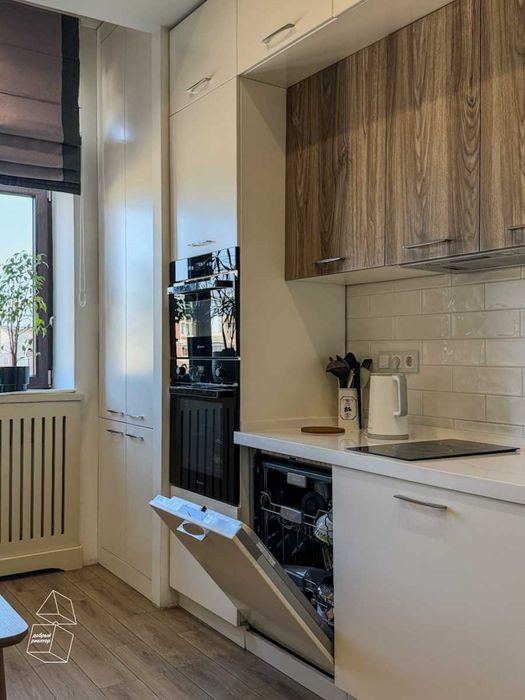 (Добрый) Parisien, 121 м², 4/8/9, 2 уровня, Французская мечта