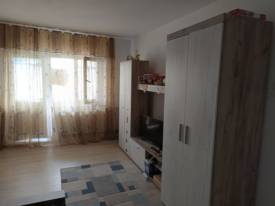 Apartament 3 camere decomandat Victoriei