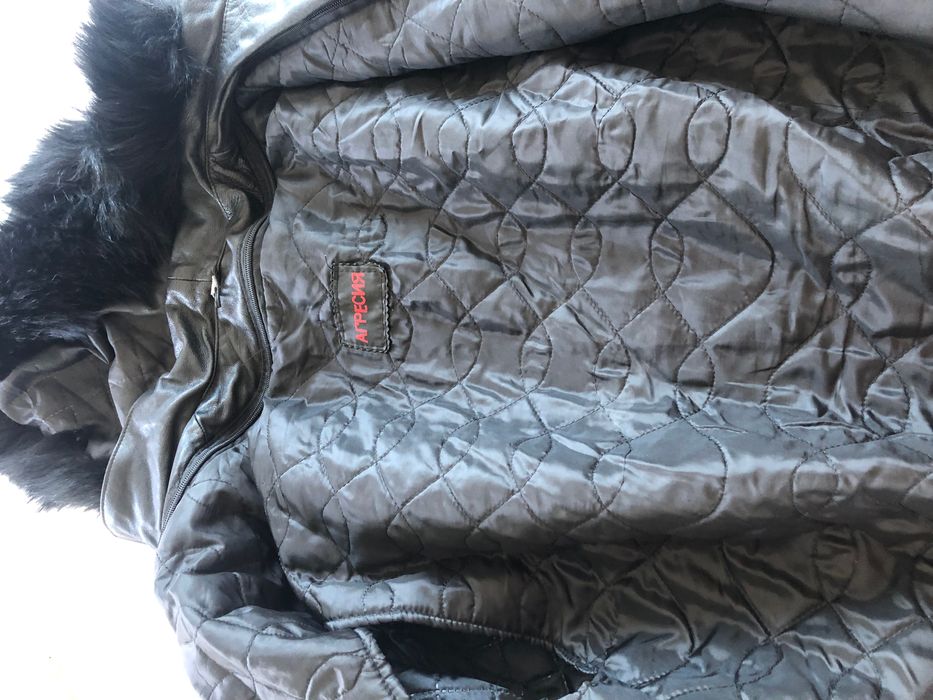 Дамско кожено яке