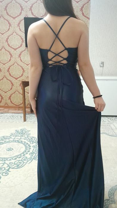 Продам срочно платье на любой вечер