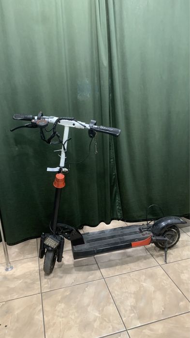 Электросамокат Kugoo M4